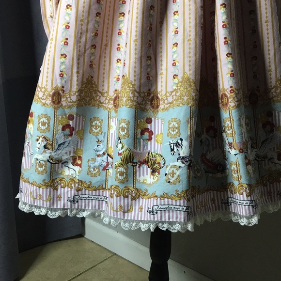 Metamorphose Wonder Carousel Angel Collar A LineOP - Picture 6 of 8